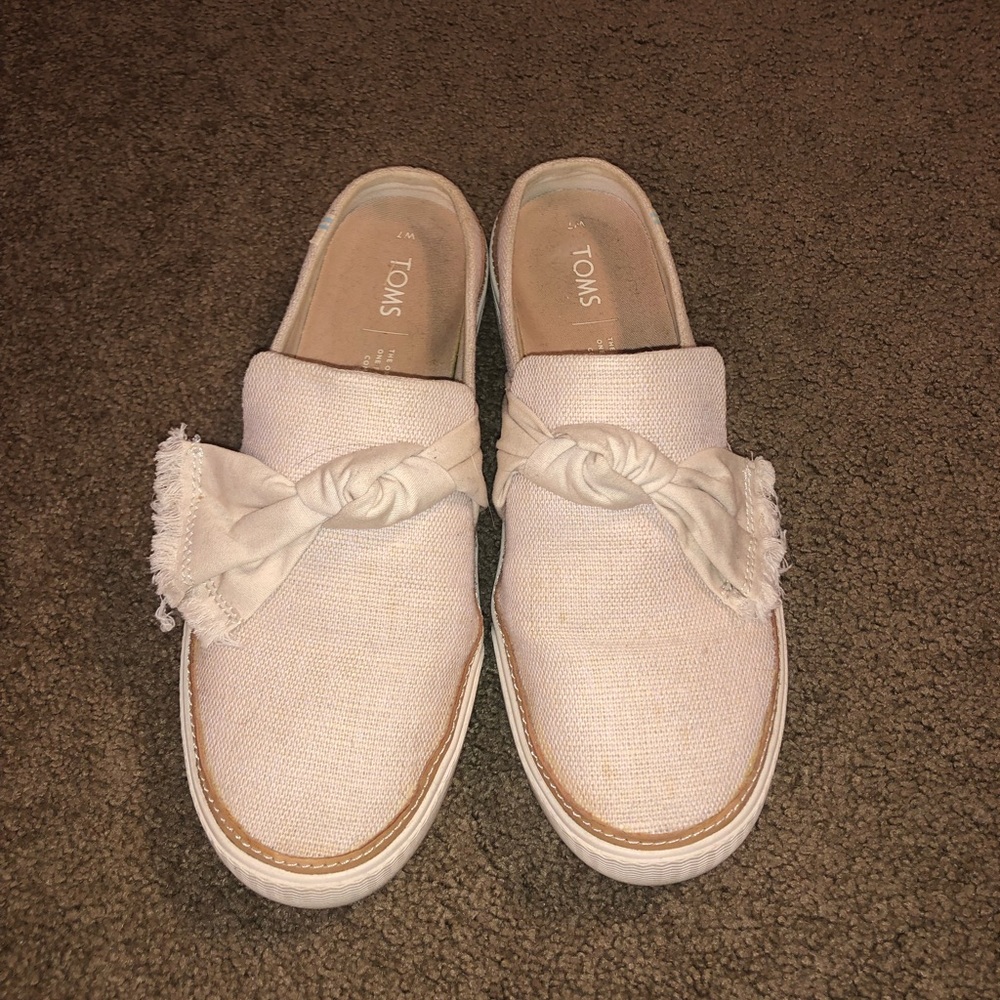 TOMS